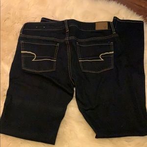 NEW American eagle skinnies